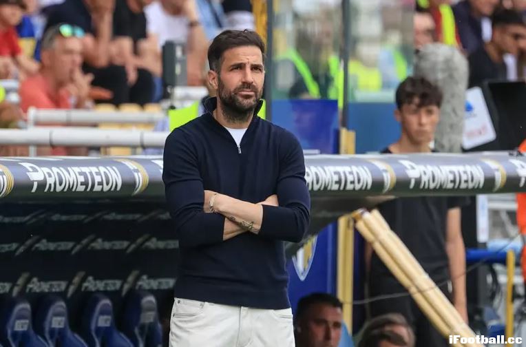 阿隆索赴皇马悬而未决！勒沃库森紧急行动：法布雷加斯+赫尔泽勒二选一！