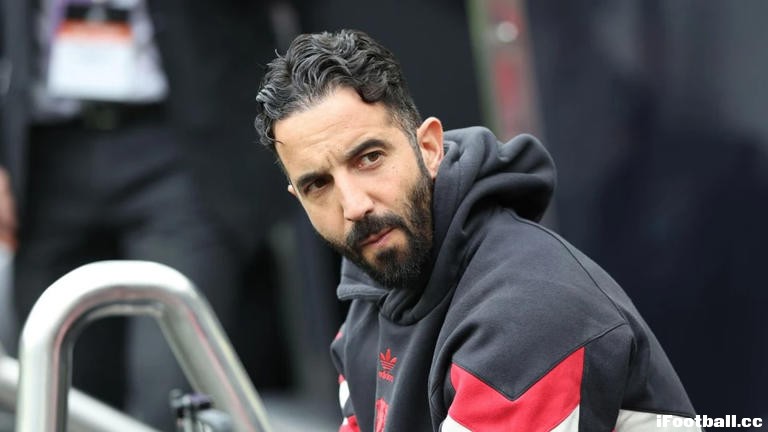 爆炸性清洗！阿莫林下令：曼联4大“毒瘤”不卖就弃用！美国行直接除名