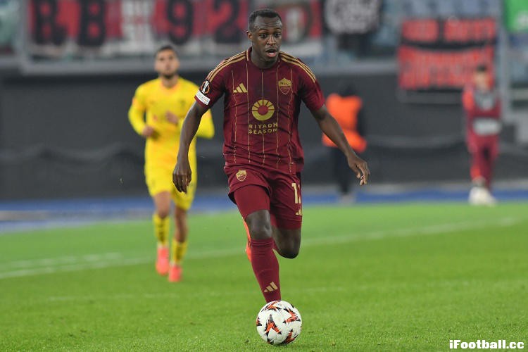 罗马清洗开始！25岁边卫遭法甲队挖角，上赛季仅4次出场+1助攻