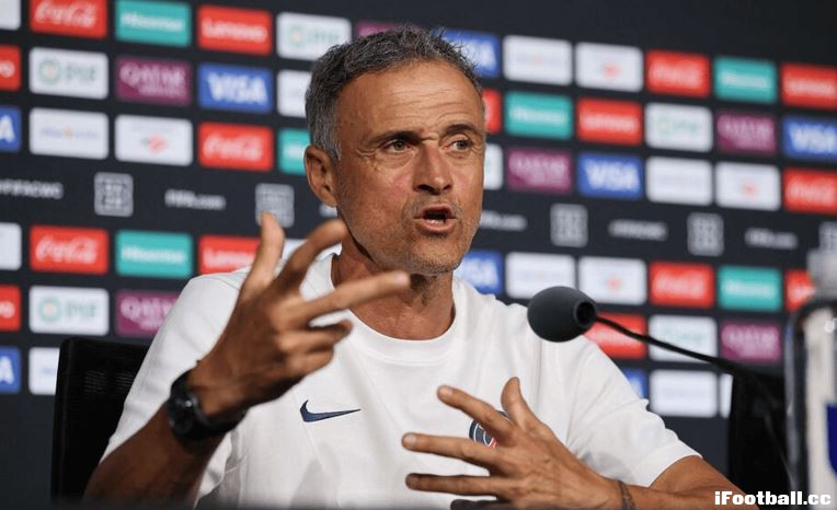 恩里克世俱杯前爆猛料！盛赞梅西15年巅峰，笑称“当然想再执教他