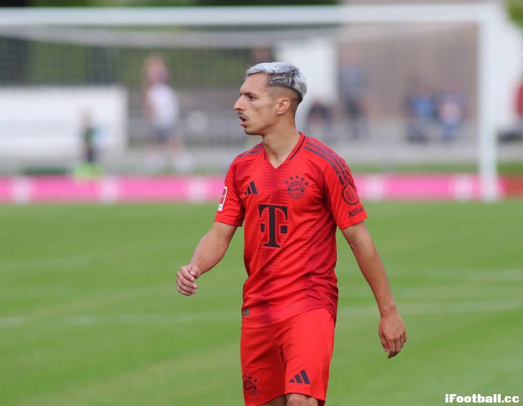 【独家】拜仁边缘人将重返西甲！塞尔塔紧急谈判租借萨拉戈萨，买断条款成关键 ...