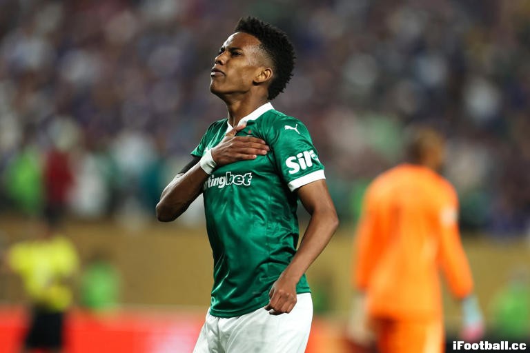 世俱杯奇观：埃斯特旺刚被切尔西签下，就攻破他们球门扳平比分！