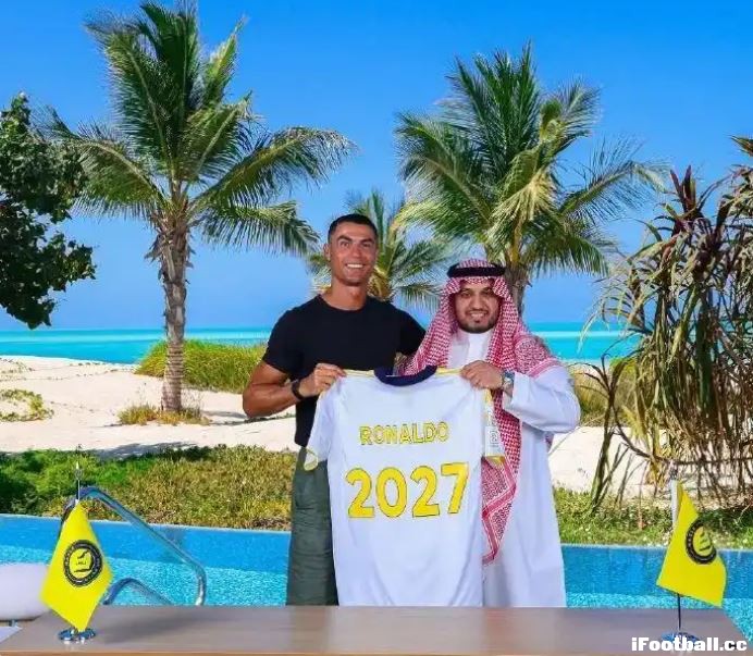 40岁C罗续约震撼足坛！2亿欧年薪+俱乐部股权，沙特豪门再赌2年，世界杯后退役？ ...