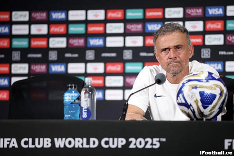 恩里克霸气回应：4-0就是差距！巴黎边卫战术曝光 阿什拉夫竟能踢中锋？