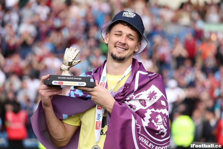 重磅！曼城启动回购条款 欲低价签回青训门神 转会费或省千万镑