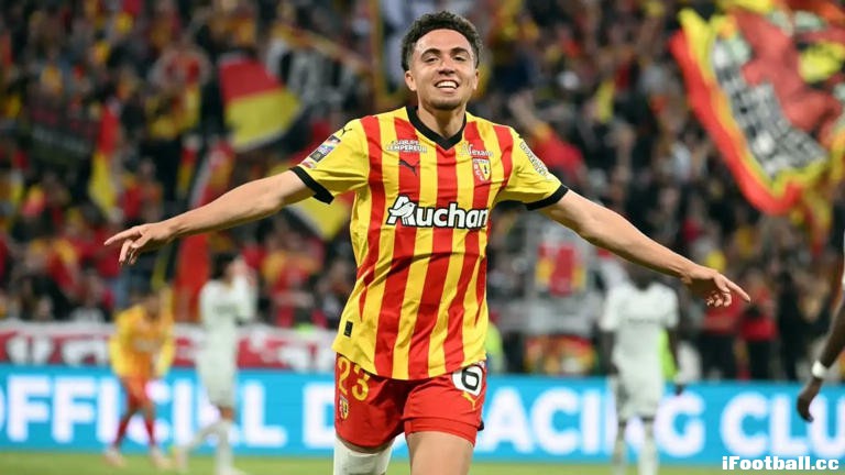 【深度揭秘】从网球世家到足球新星！罗马8号艾纳维的跨界人生