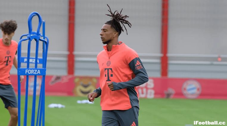 孔帕尼训练场听见亨利神曲愣住！拜仁更衣室最新权力交接曝光