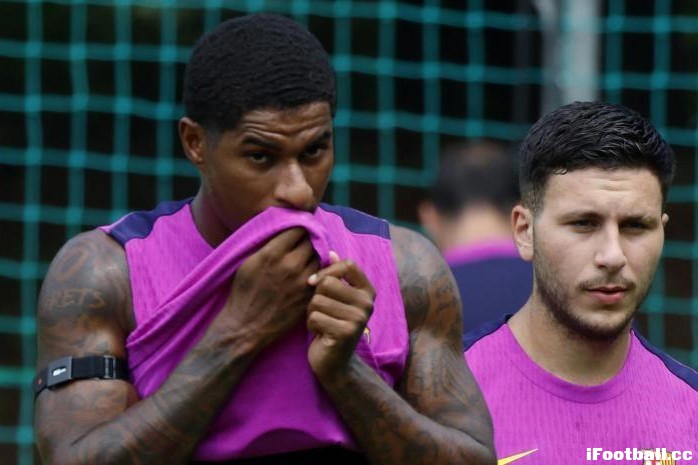 德科放话：巴萨不再买人！三线配置豪华，冲击冠军稳了？